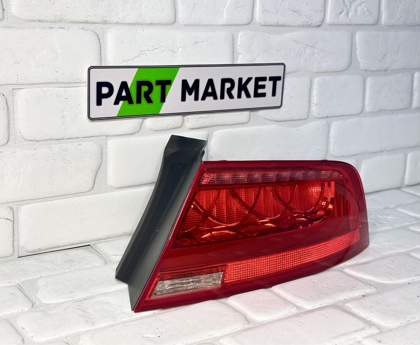 Десен външен стоп AUDI A7 C7 4G 4G8945096