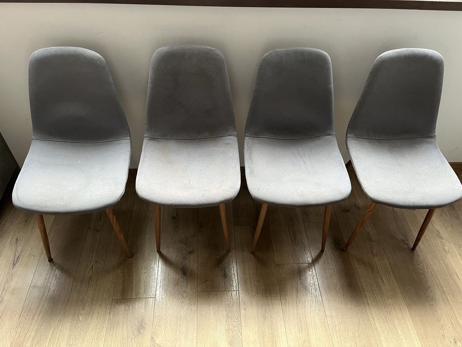 4 бр. столове  Jusk