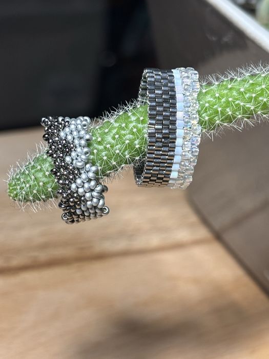 Ръчно изработени бижута от мъниста