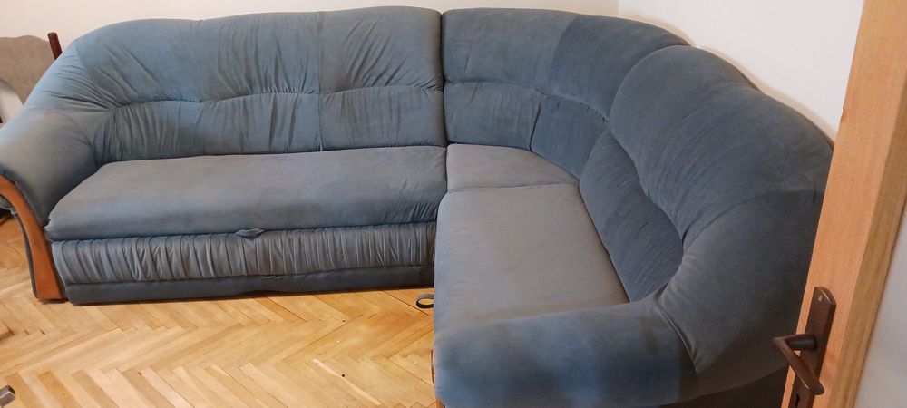 Reconditionez tapițerii (scaune, coltare, canapele, etc)