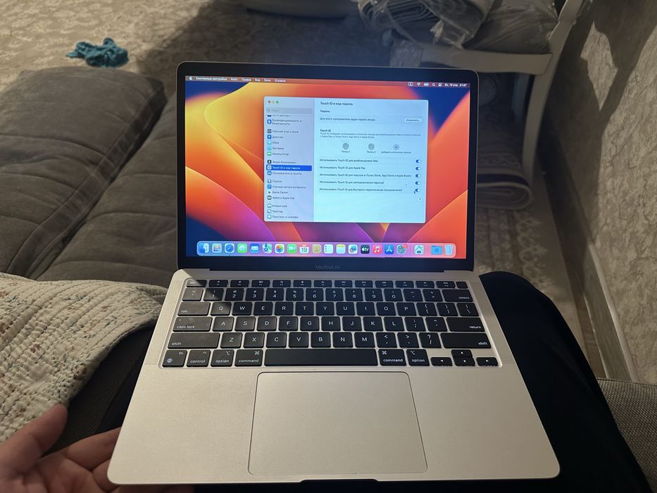 Macbook air m1 8/256