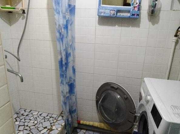 Uy sotiladi 3 xonali xama sharoyitlari bor manzil bektemir tumani.