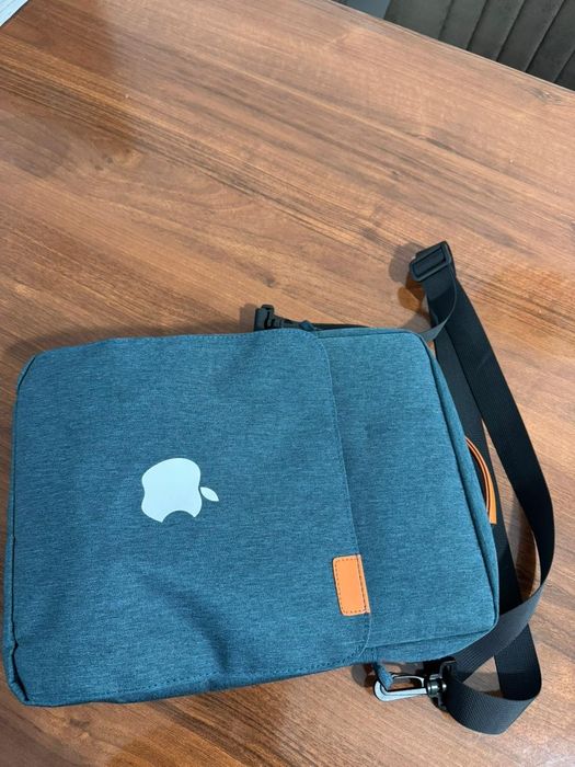 Макбук сатылады.