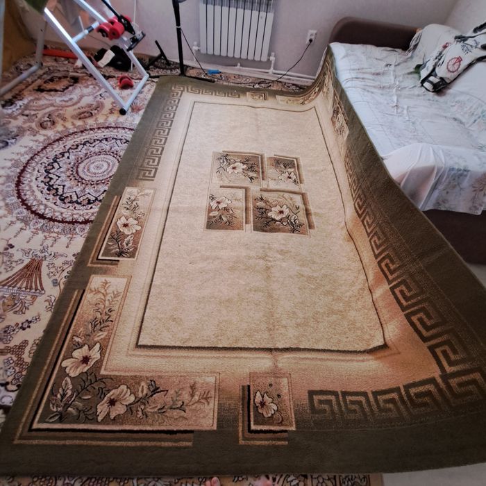 Продам ковер 2×3