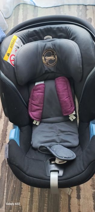 Scoica Cybex Aton 5  cu baza Isofix