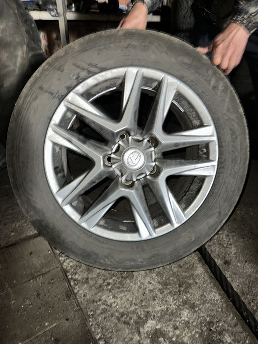 Диски R20 Lexus LX570 в оригинале