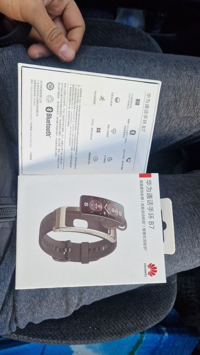 HUAWEI TalkBand B7 bluetoth naushnik braslet.