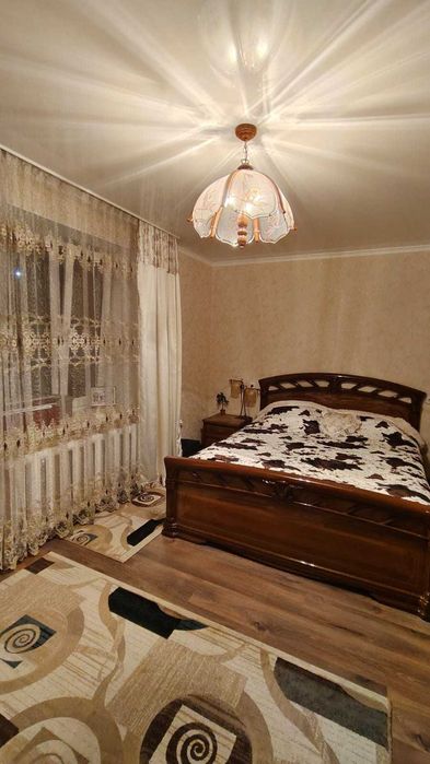 Продам 4 комнатную в Центре!