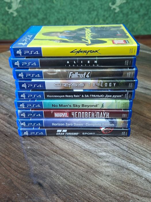 Playstation 4.       .