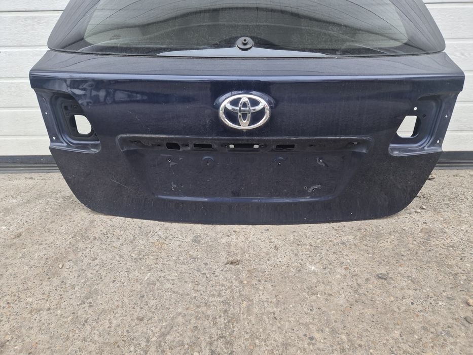 Haion Toyota AvensisT27 Break 2009-2012.