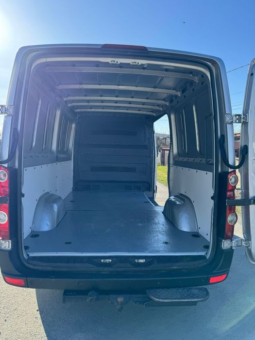 Volkswagen Crafter 2.0  înmatriculat