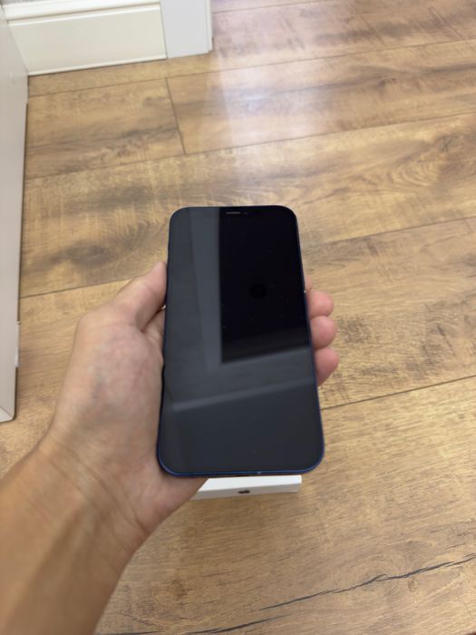 Продаю iPhone 12 128 gb blue