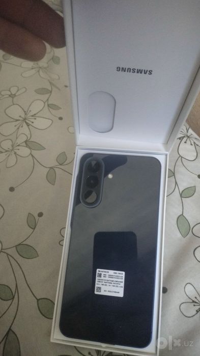 Самсунг А57 5G новый