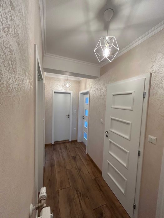 Продава се Четиристаен апартамент в Велико Търново, Колю Фичето - 91 кв.м за 1891 €/кв.м - Снимка #1