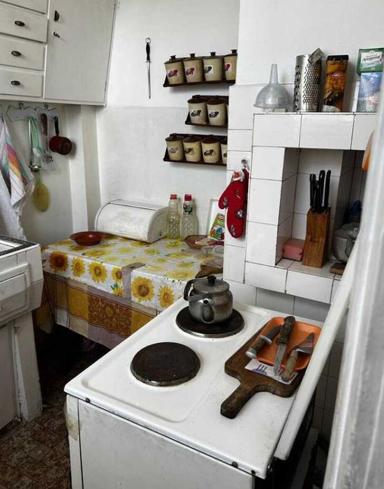 Продава се Тристаен апартамент в Бургас, Център - 81 кв.м за 2963 €/кв.м - Снимка #3