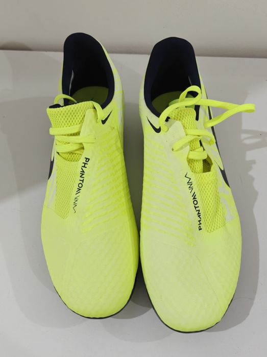Ghete Fotbal Nike Phantom Venom Academy FG – NOI, nepurtate!