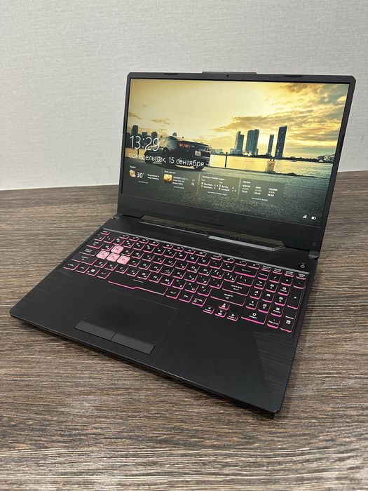 мощный Asus Tuf Gaming 8-ядерный, i5 ноутбук, 1650 TI 4gb