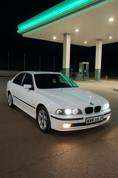 Продаю бмв е 39 в хорошем состояние