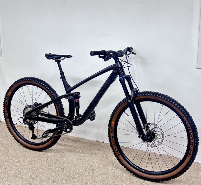 Bicicleta full-suspension TREK Fuel Ex 8 Roti 29 Cadru L Model 2024