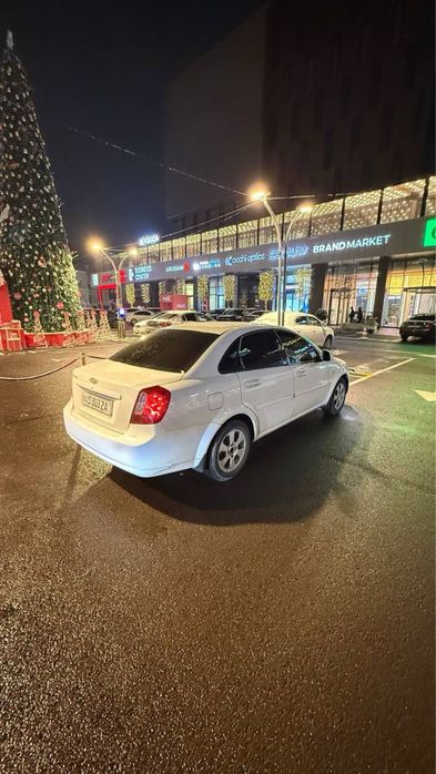 Chevrolet Gentra / lacetti
