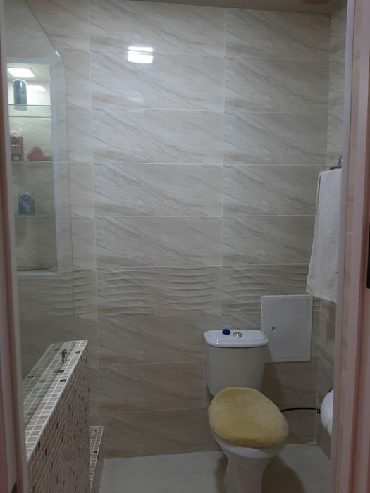 Сдаётся светлая уютная квартира на долгий срок.