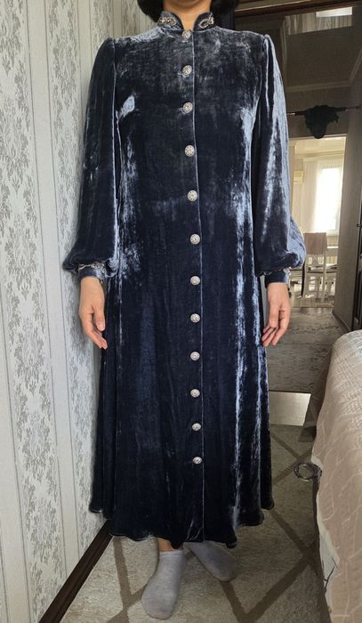 Бархатное платье