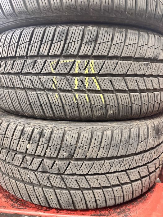 Гуми 4 бр Barum зимни 225/50R17