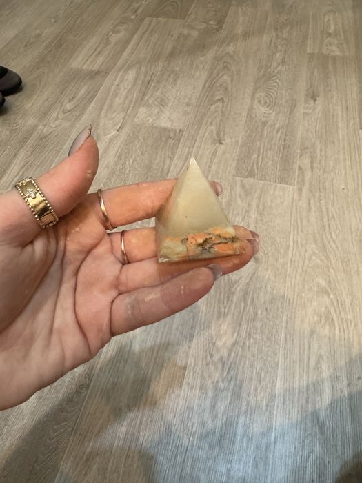 Продам статуэтки по 100 тенге