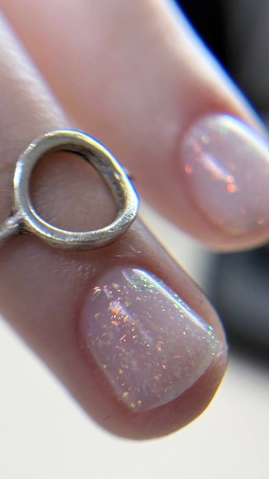 Маникюр на дому.