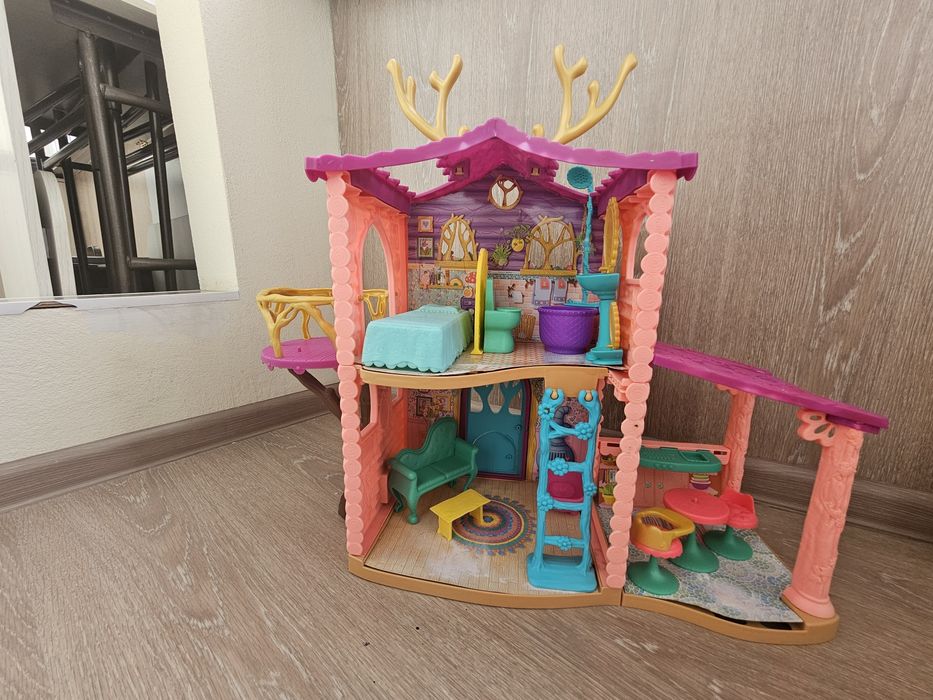 Домик игрушечный