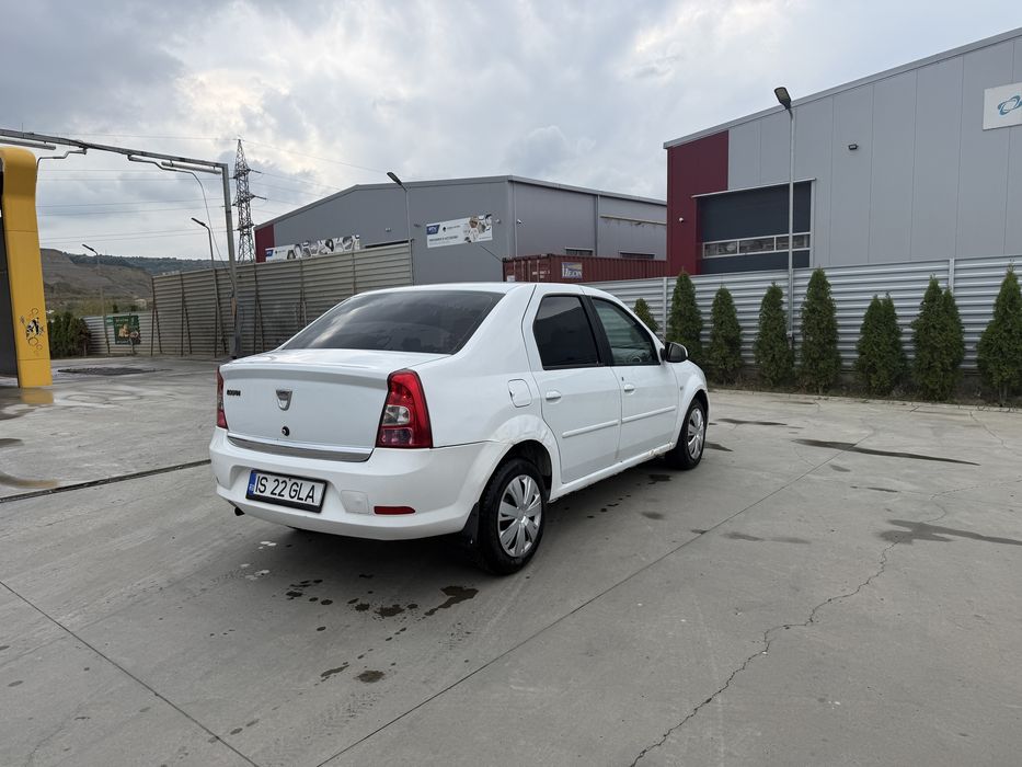 Logan 1 Facelift 1.5 DCI 90 cp 2012