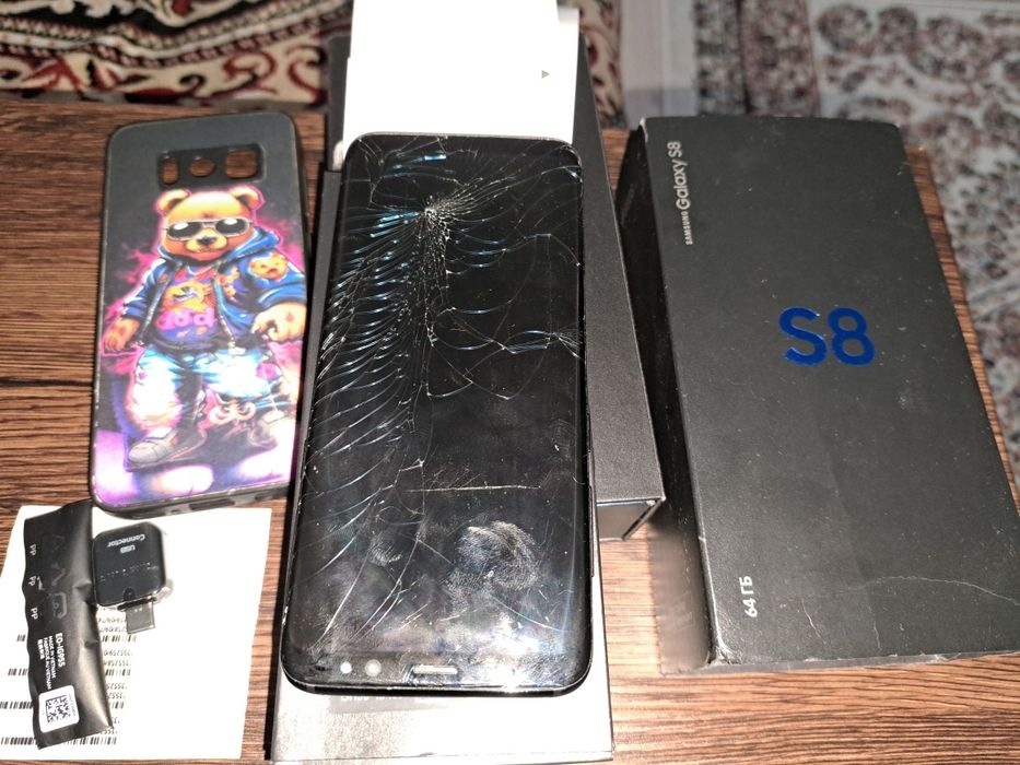 Самсунг s8 сотовый телефон