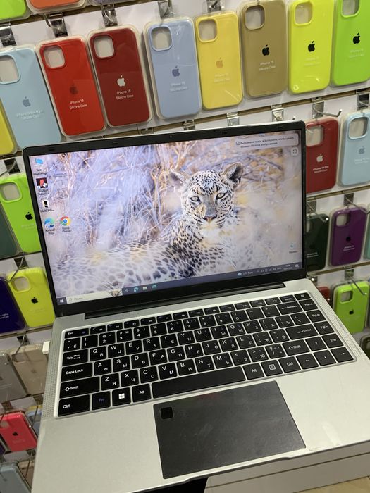 Notebook sotiladi srochniy