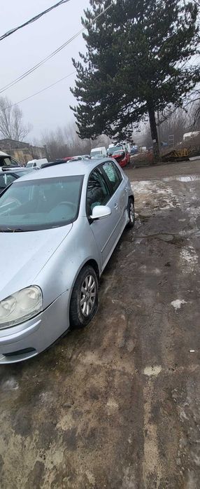 Dezmembram Volkswagen Golf V Cod motor BKD, BKC, BXE, BJB, BUD, BCA