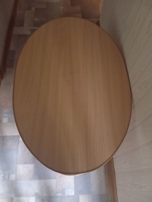 Продам журнальный столик