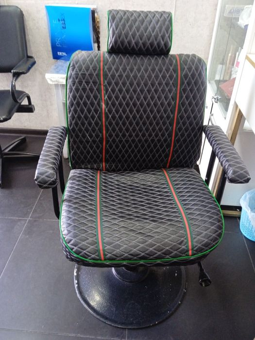 Продам вещи для салона красоты.