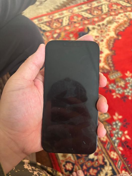 Айфон 13 с одним дефектом!!