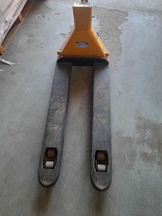 Кантарна количка