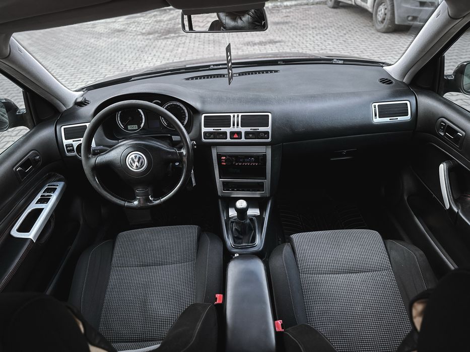 Volkswagen Bora 2003