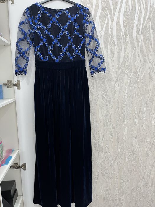 Платье длинное вечерное