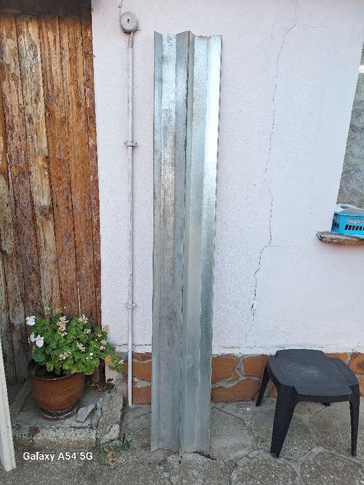 Продавам резервни части Опел Астра