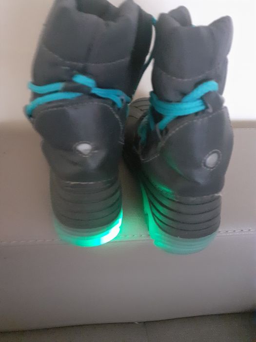 Cizma de iarna și 2 Ghetuțe mărimea 29