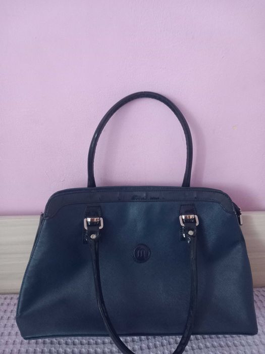 Голяма дамска чанта