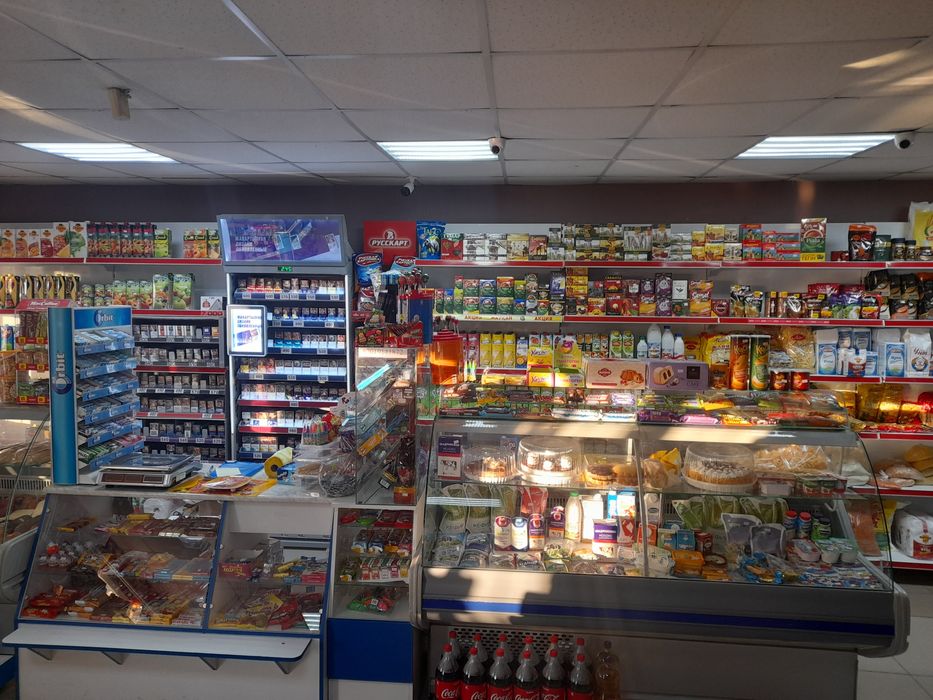 Продам магазин-181.4 кв. м