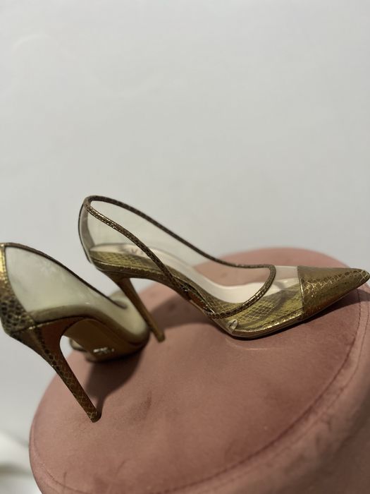 Pantofi Zara aurii