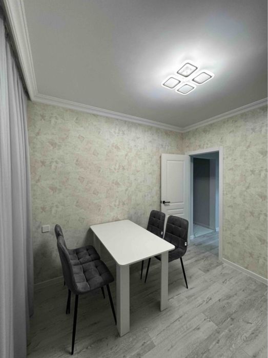 Кухонный стол скидка