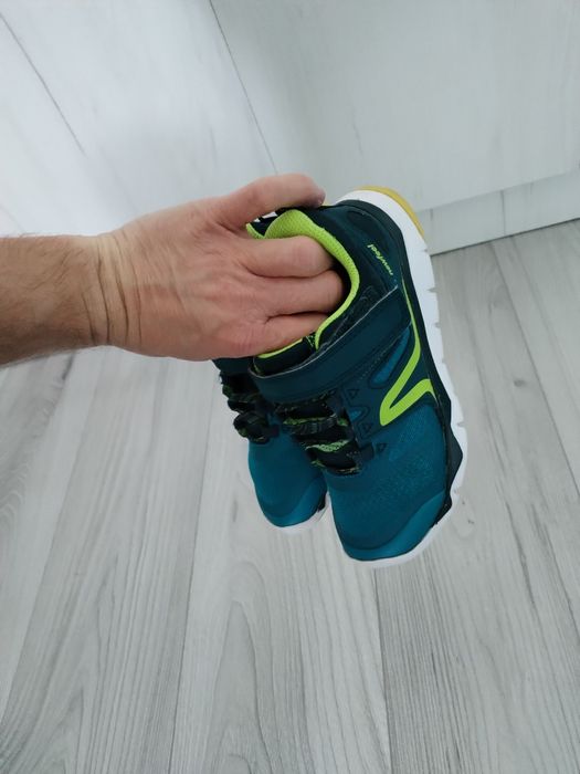 Adidasi Newfeel Decathlon