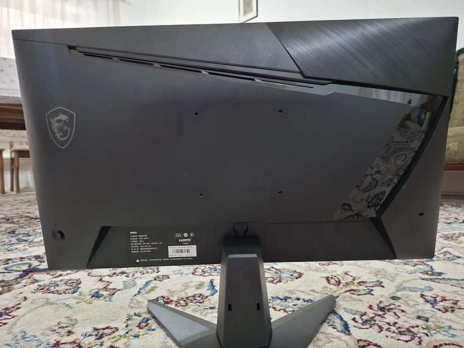 Msi 24 dyum 300hz fullhd IPS