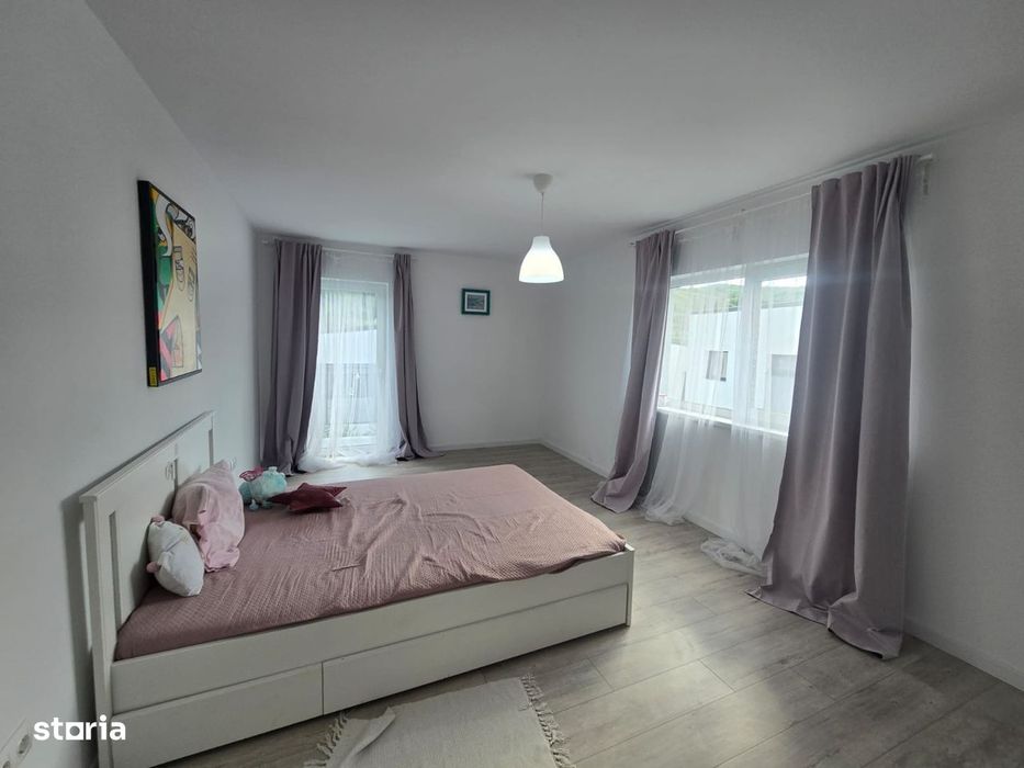 Casa individuala de 4 camere, mobilat - Tauti