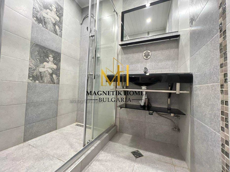 Магнетичен тристаен апартамент до ”Флората" морската градина